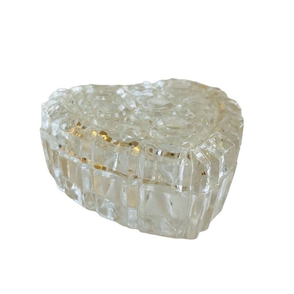 Vintage Trinket Box HEART Shaped Glass Crystal Ring Jewelry Dish Decor - Picture 2 of 4